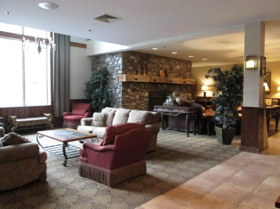 Spacious 3Br 3Ba Sleeps 8 Ski On Off Jiminy Mountain Resort Hancock Exterior foto